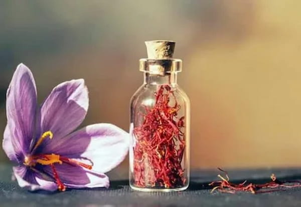 تصویر 5 از خرید و قیمت زعفران گل سرخ قائنات + فروش صادراتی